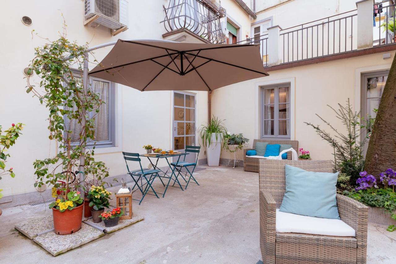 Il Cortile Di Elisa & Our Flats Bed & Breakfast Lucca Luaran gambar
