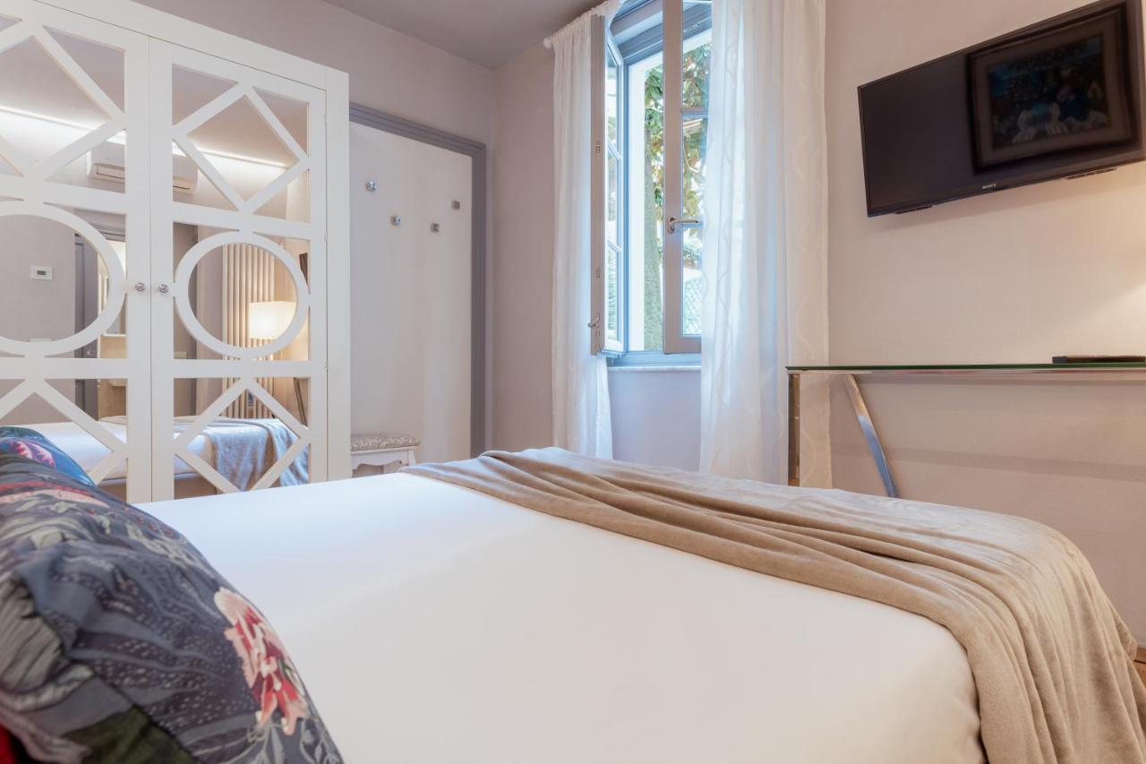 Il Cortile Di Elisa & Our Flats Bed & Breakfast Lucca Luaran gambar