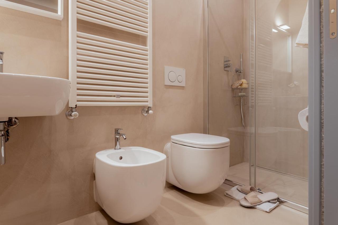 Il Cortile Di Elisa & Our Flats Bed & Breakfast Lucca Luaran gambar